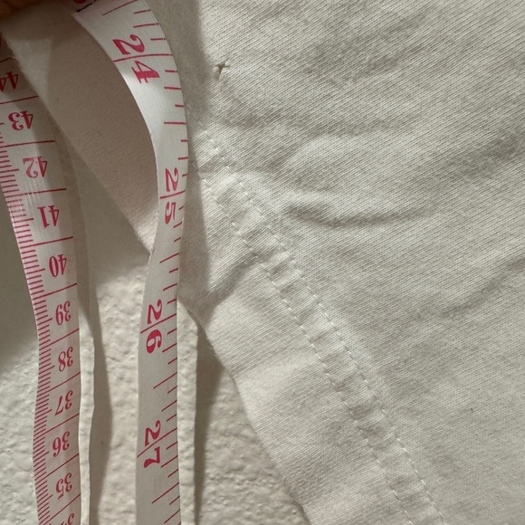 Uniqlo Billie Eilish X Takashi Murakami White Floral Spellout T Shirt Top XS - Picture 9 of 14